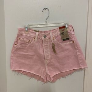 BRAND NEW levi’s 501 baby pink denim shorts
